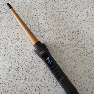 CHI Orbit Curling Wand- EUC used 1x